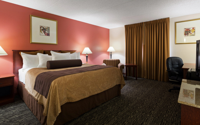 photo 4 of Chicago Club Inn & Suites