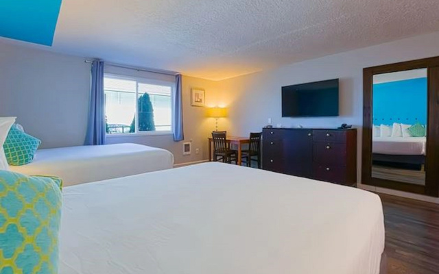 photo 5 of Coast River Inn by OYO Seaside