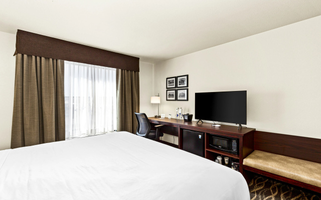 photo 3 of Cobblestone Hotel & Suites - Superior Duluth