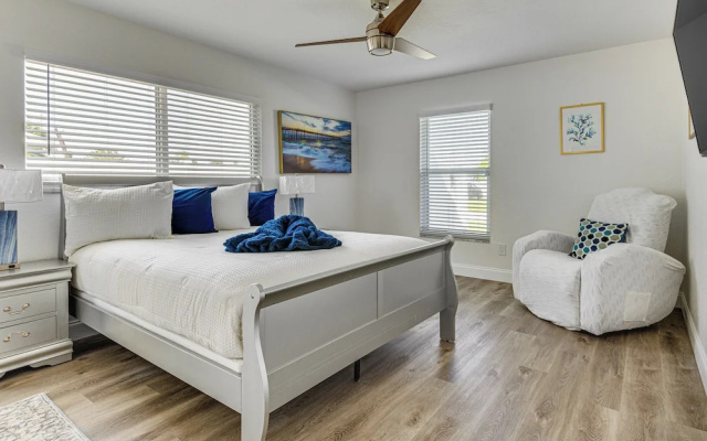 photo 3 of Cocoa Beach Home w/ Private Pool ~ 1/2 Mi to Beach