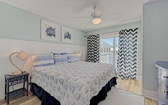 photo 4 of Coconut Cove
