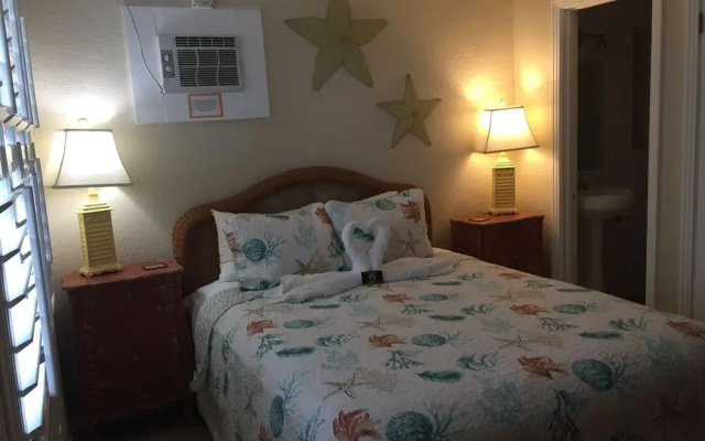 photo 3 of Coconut Grove Beach Resort Suite 4