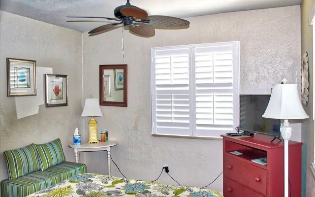 photo 2 of Coconut Grove Beach Resort Suite 5 to 8