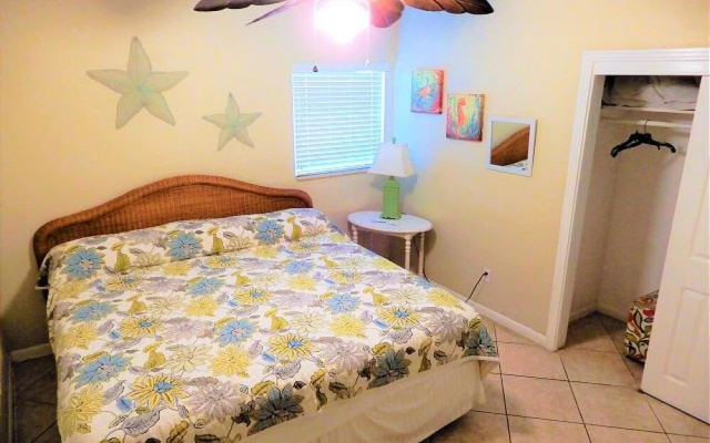 photo 3 of Coconut Grove Beach Resort Suite 5 to 8