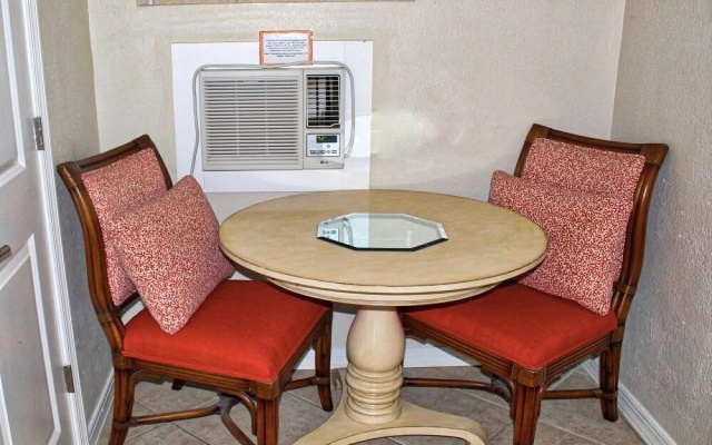 photo 5 of Coconut Grove Beach Resort Suites 1 to 4