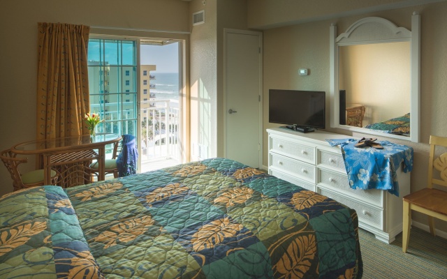photo 5 of Coconut Palms Beach Resort II, an Ascend Collection Hotel