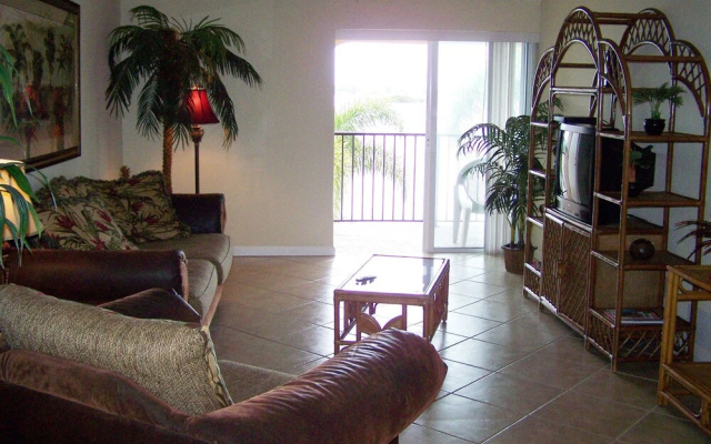 photo 4 of Coconut Villas of Dunedin