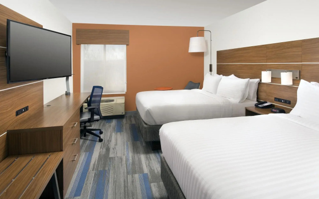 photo 3 of Holiday Inn Express & Suites College Park-University Area by IHG