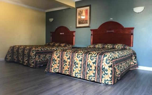 photo 3 of Colony Inn Motel