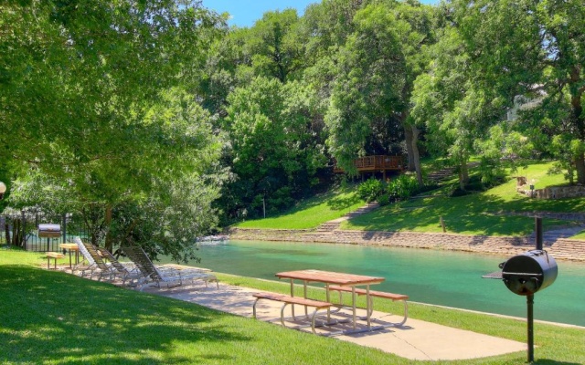 photo 2 of Comal Corral IC 110