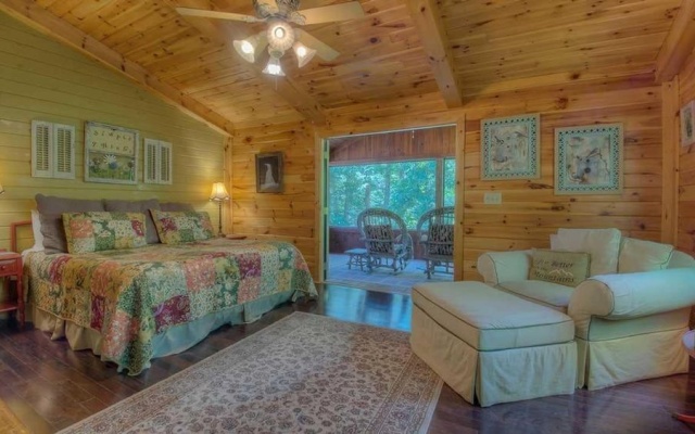 photo 2 of Come On Inn by Escape to Blue Ridge