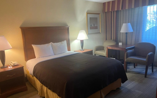 photo 3 of Budgetel Inn & Suites Atlanta