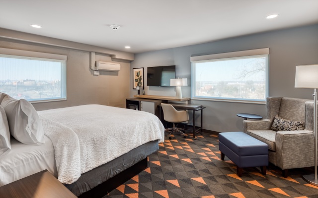 photo 4 of Holiday Inn Kansas City Downtown by IHG
