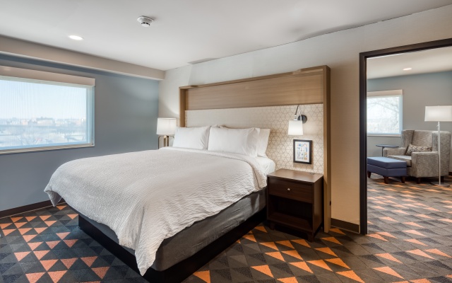 photo 5 of Holiday Inn Kansas City Downtown by IHG