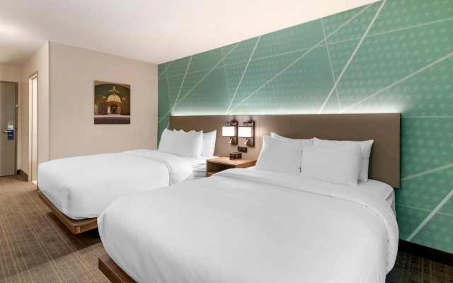 photo 5 of Comfort Inn & Suites Saratoga Springs