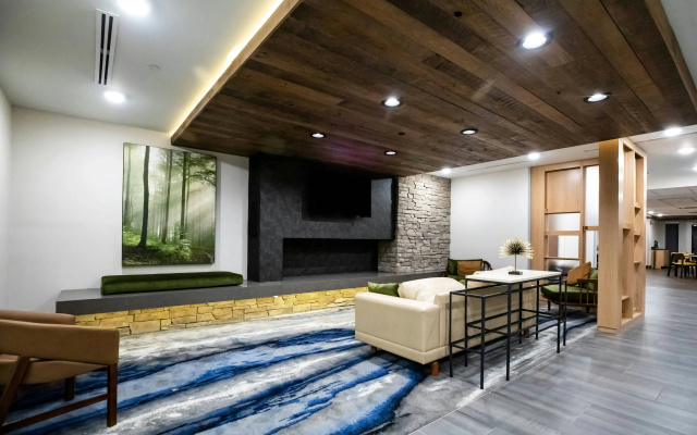 photo 3 of Fairfield Inn & Suites by Marriott Louisville Airport