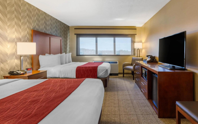 photo 4 of Comfort Inn & Suites Logan International Airport