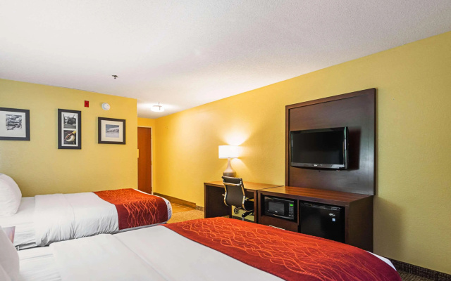 photo 4 of Comfort Inn & Suites Dayton Northwest - Englewood