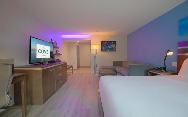 photo 3 of The Cove Hotel, Long Beach