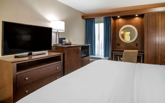 photo 5 of Comfort Inn & Suites Newark - Wilmington