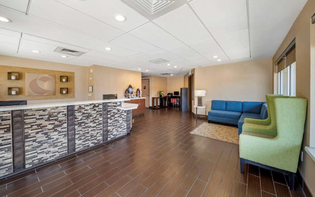 photo 2 of The Atrium Hotel