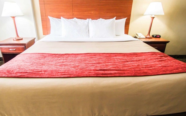 photo 4 of Holiday Inn Orlando North Winter Park by IHG
