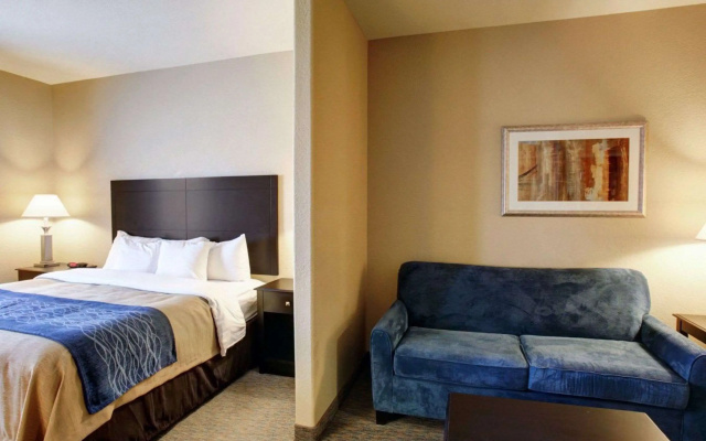 photo 4 of Spark by Hilton Selma