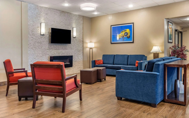 photo 4 of Comfort Inn Santa Rosa on Route 66