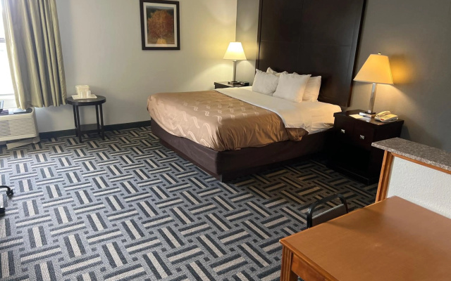photo 2 of Quality Inn & Suites Portsmouth