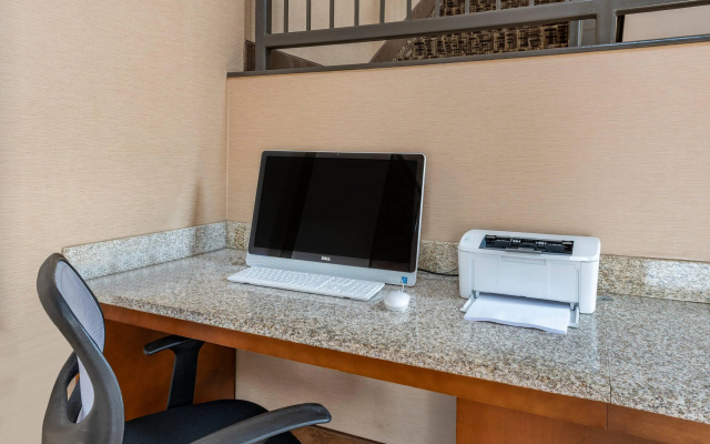 photo 3 of Comfort Inn Lexington I-75