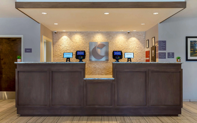 photo 2 of Comfort Inn Jonesboro Central