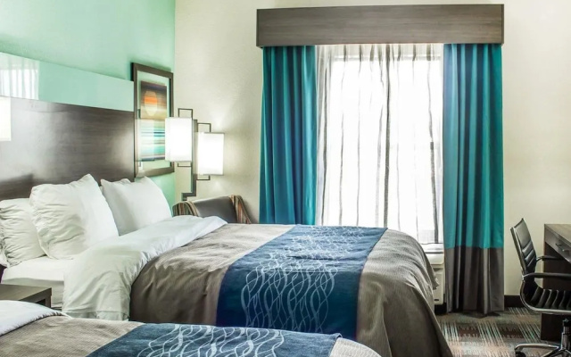 photo 3 of Comfort Inn Dunn