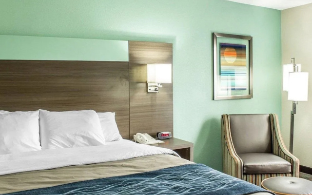 photo 4 of Comfort Inn Dunn