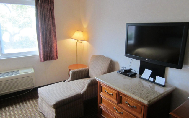 photo 3 of Cherry Orchard Inn