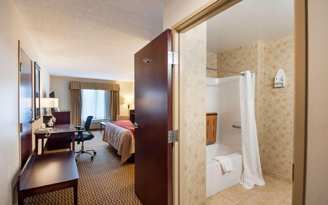 photo 5 of Comfort Inn & Suites Cambridge