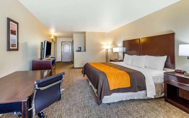 photo 3 of Comfort Inn & Suites San Bernardino