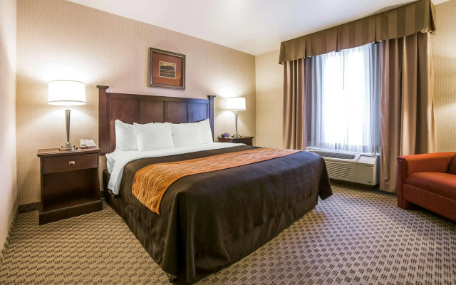 photo 4 of Comfort Inn & Suites Henderson - Las Vegas