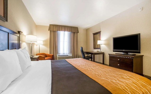 photo 5 of Comfort Inn & Suites Henderson - Las Vegas