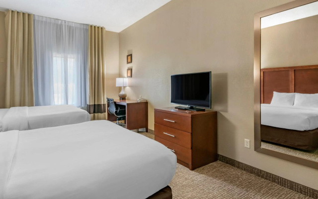 photo 4 of Comfort Inn & Suites St. Louis - O'Fallon