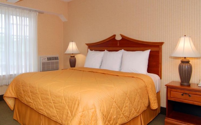 photo 2 of Comfort Inn At Atlantic Beach