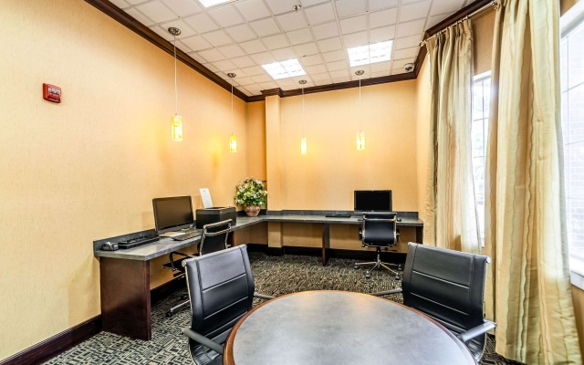 photo 2 of Comfort Inn Ballston