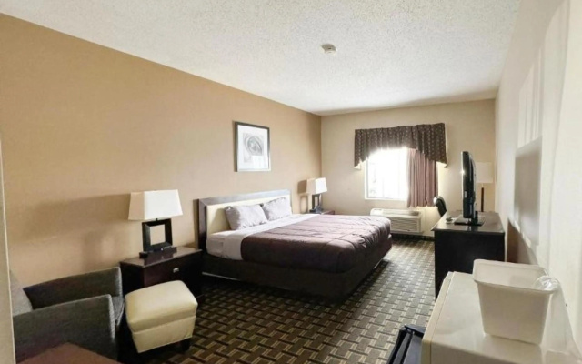 photo 3 of FairBridge Inn & Suites Batavia - Darien Amusement Park