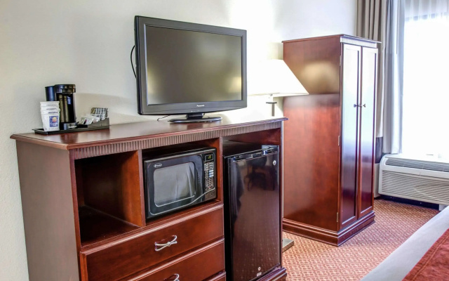 photo 3 of Comfort Inn Birmingham Homewood