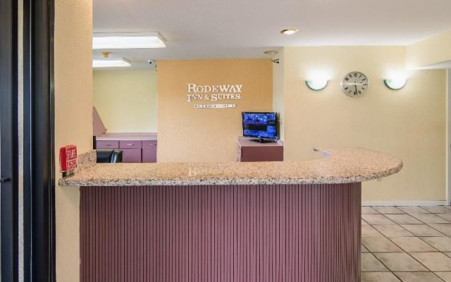 photo 2 of Comfort Inn Brookhollow
