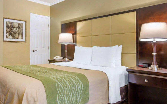 photo 4 of Comfort Inn Carmel By The Sea