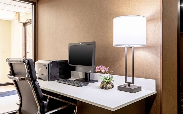photo 5 of Comfort Inn Indianapolis North - Carmel