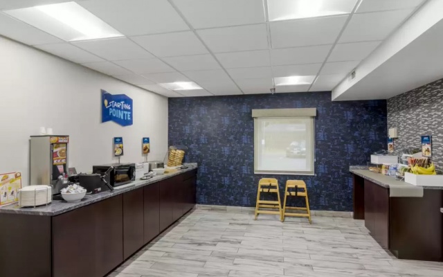 photo 2 of Comfort Inn University