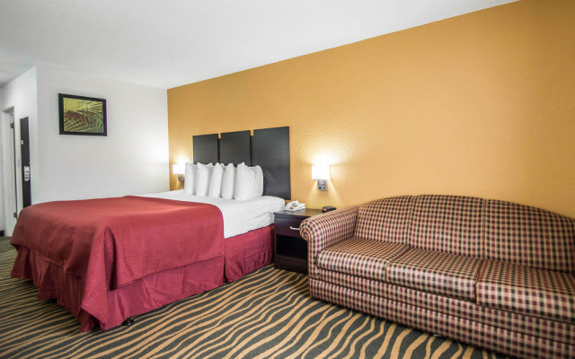photo 4 of Comfort Inn Clark Road