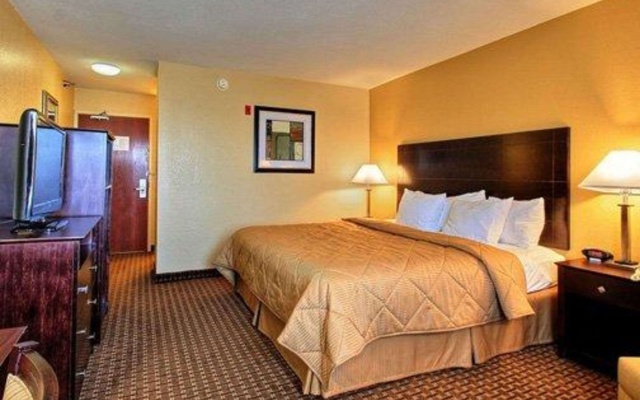 photo 4 of Quality Inn Des Moines North