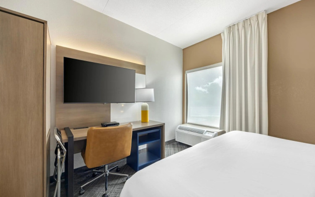 photo 3 of Comfort Inn Chattanooga Downtown Southside